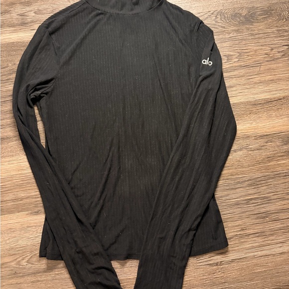 ALO Yoga Black Long Sleeve Top - Picture 3 of 4